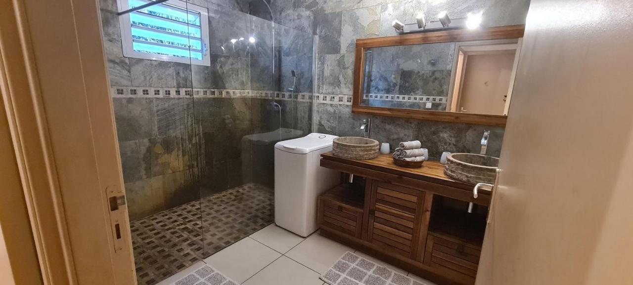 Villa Mahavel Saint Pierre Exterior photo